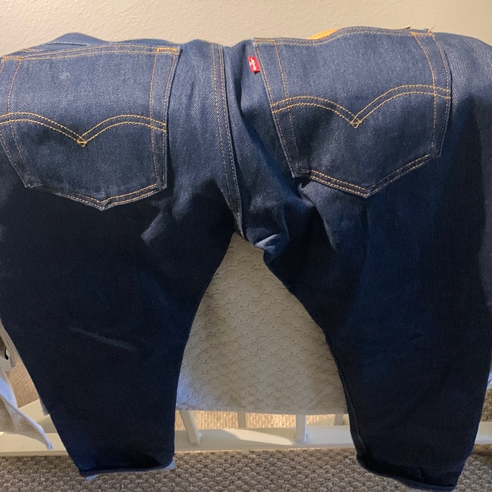 501 Levi brand new worn 1 time size 32